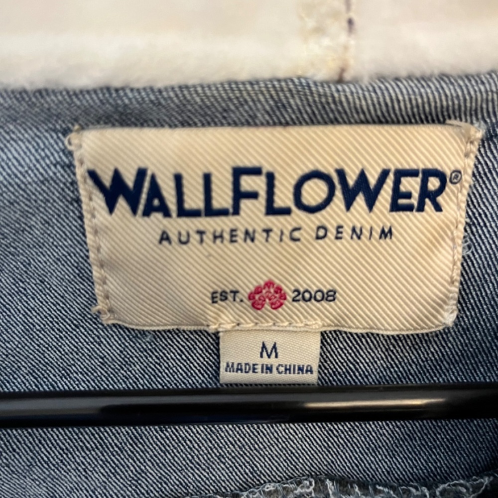 Jean jacket - Picture 2 of 2